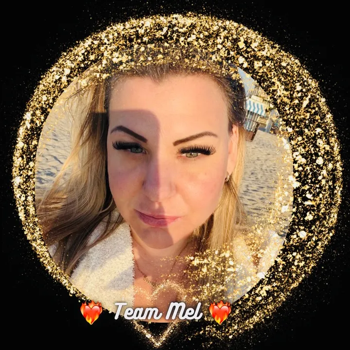 @melanie_offiziell_