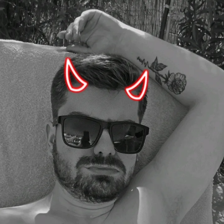 @whosaysjj