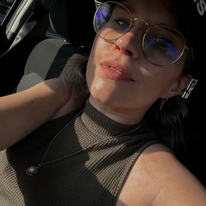 @_tiaraschweda_