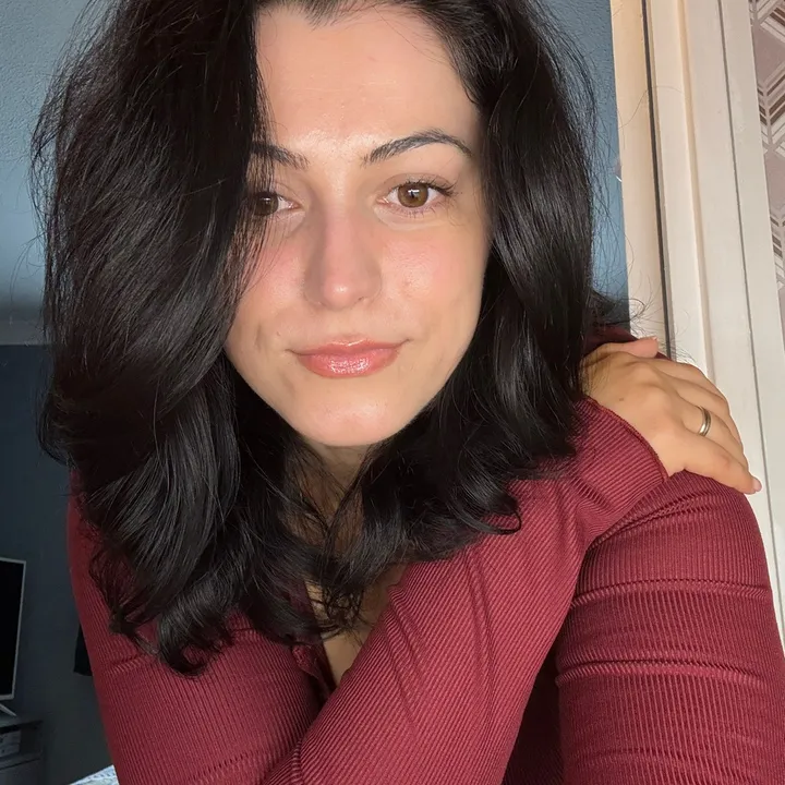 @crisstinamanoila