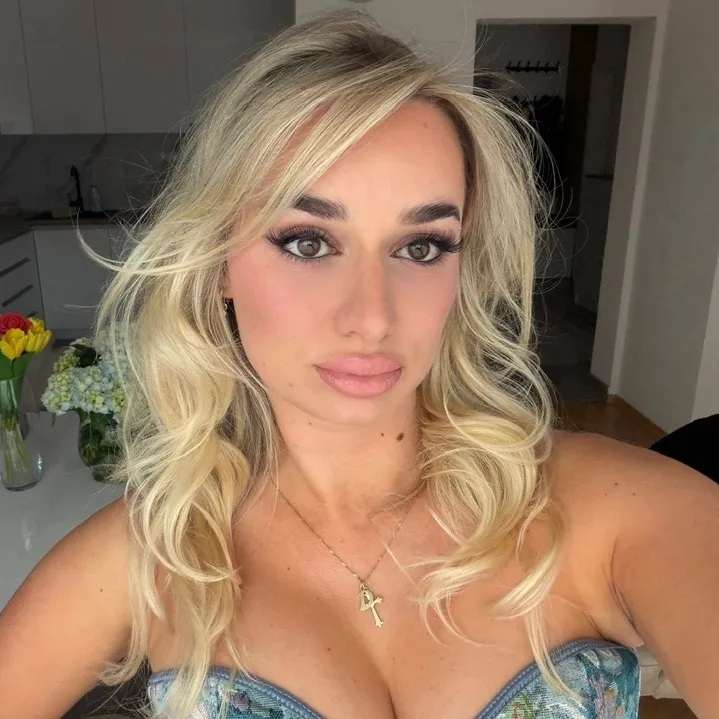 @dajanaa7