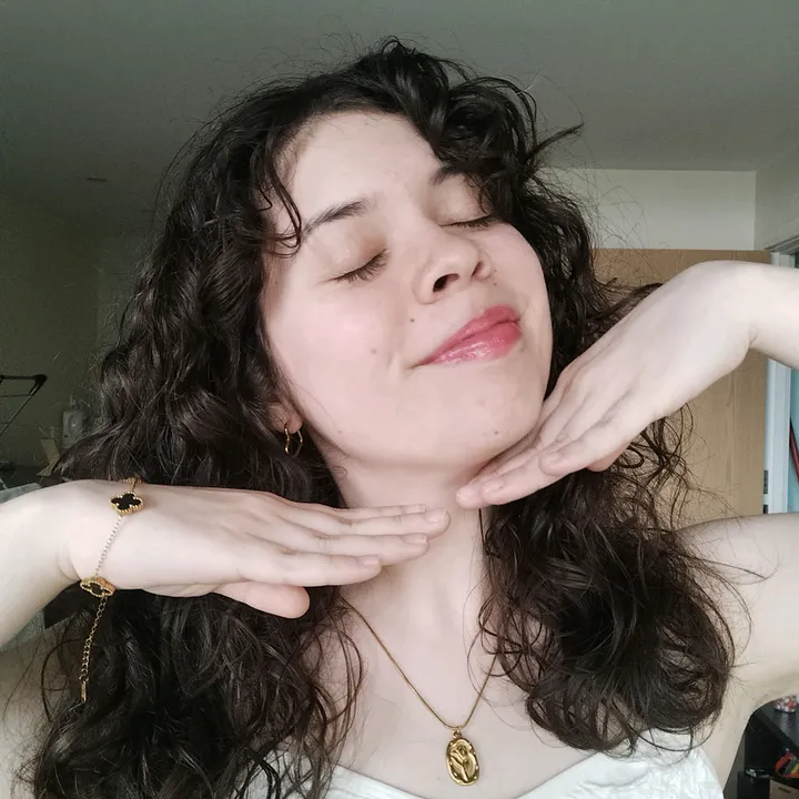 @claudia.sb.escreve