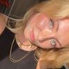 amysbookshelves2
