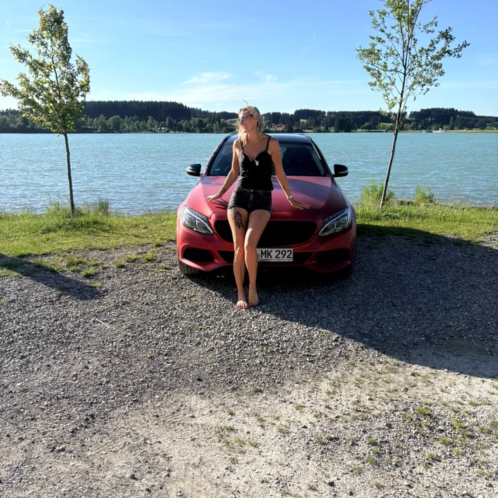kristinlaura92