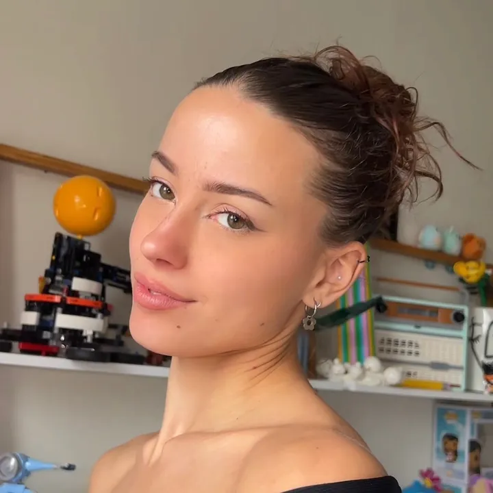 @carlylego