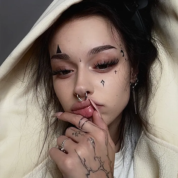 @k4rinski