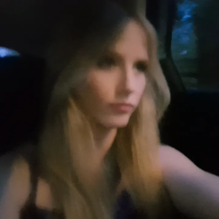 @itzm3fee