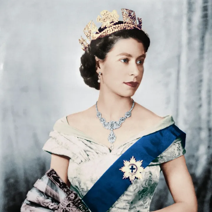 @historiadelosroyals