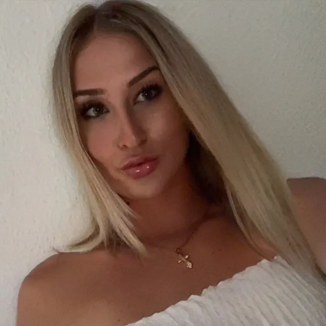 @feyenaaaxxx