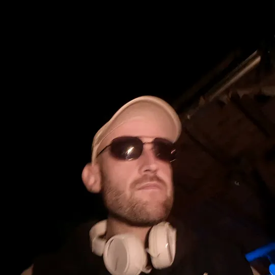 @chrisparanurbex