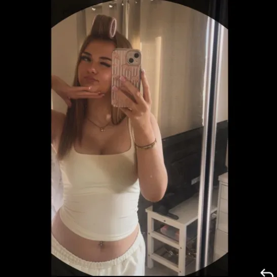 @eboniemarie