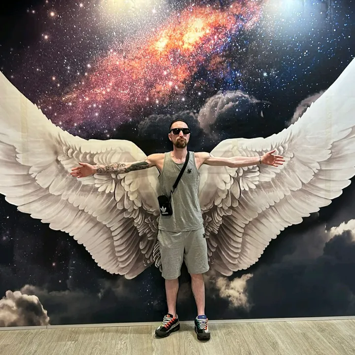 djmog