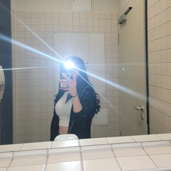 @seline.dxnut