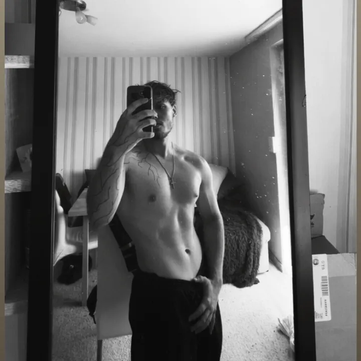 @m4nymen_