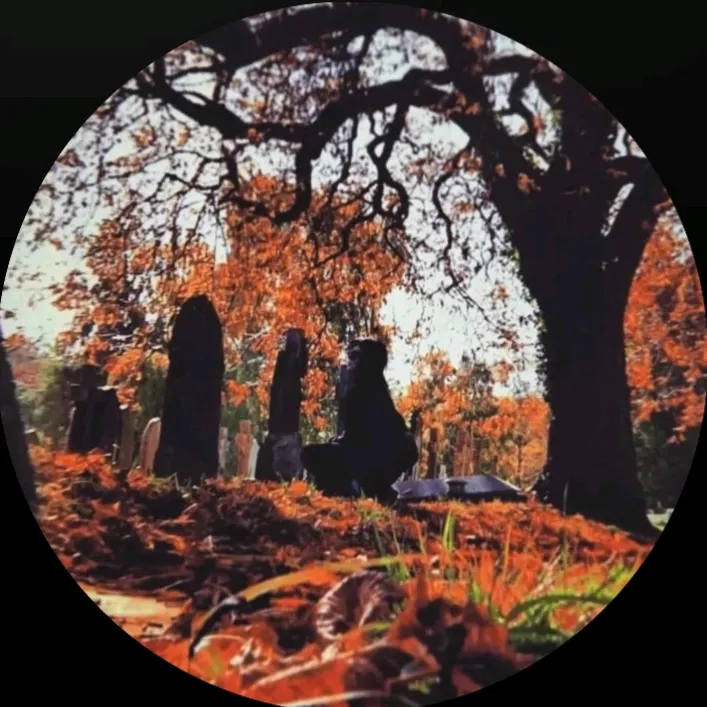 graveyardgates_