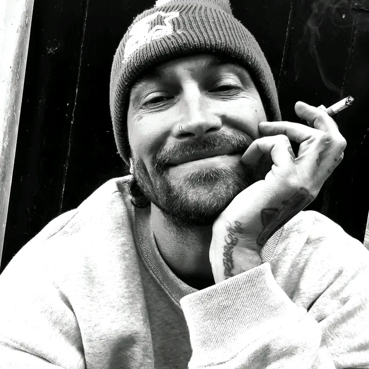 @redwinostubie