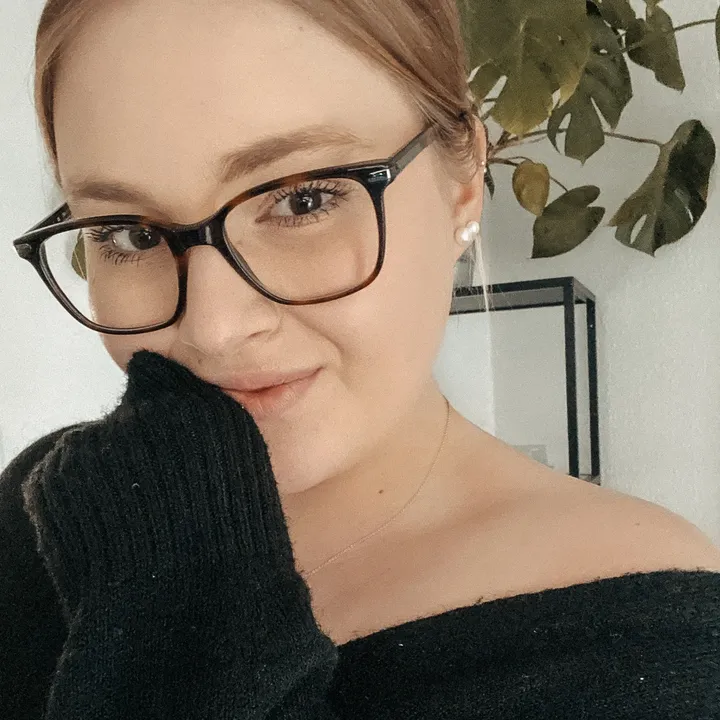 @alexandrawlf1