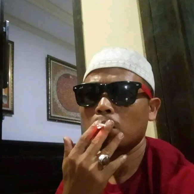 ahmad_simon76