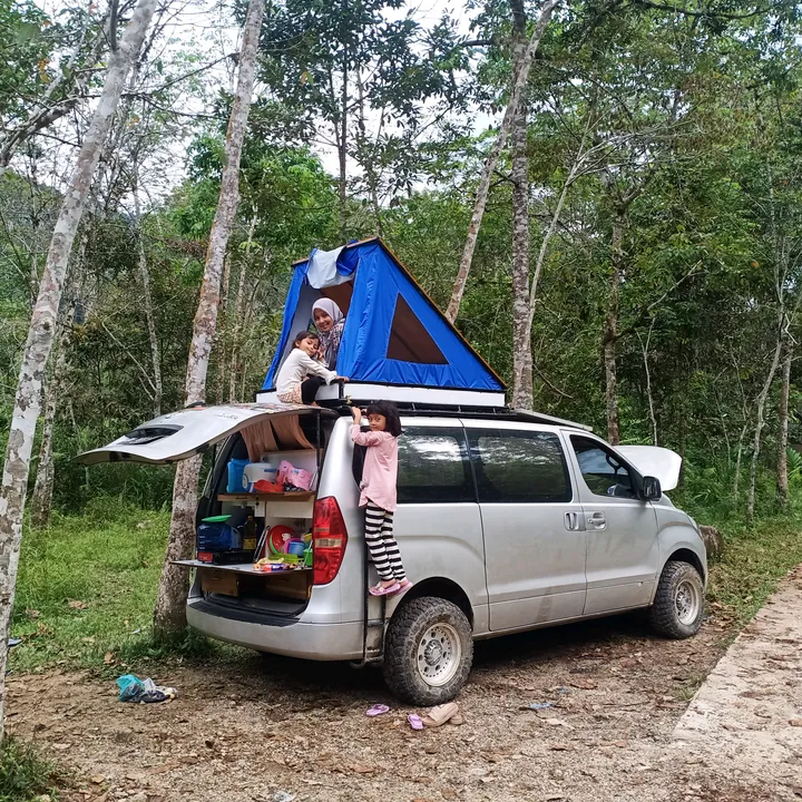 @familyhomestaycampervan