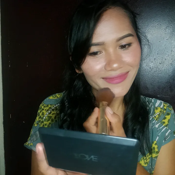@sherlyjustina