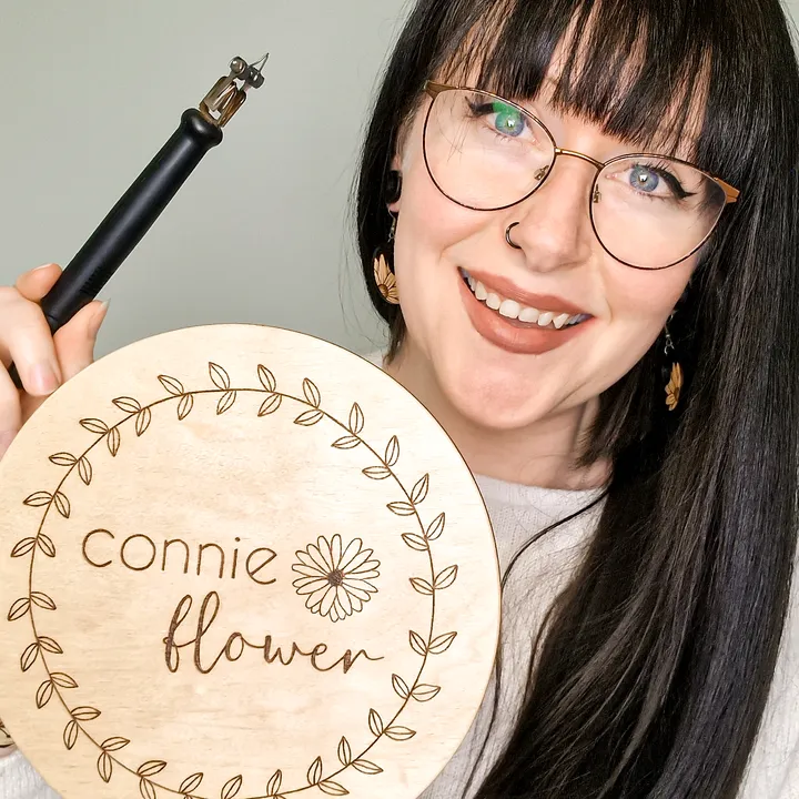 @connieflowerart