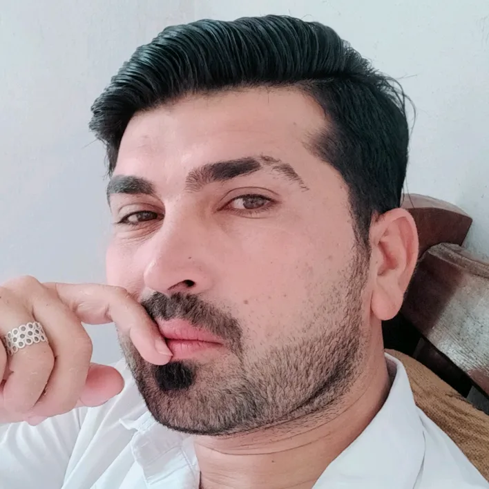 @alijaanboom