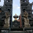 @sarinaditemplenstatue