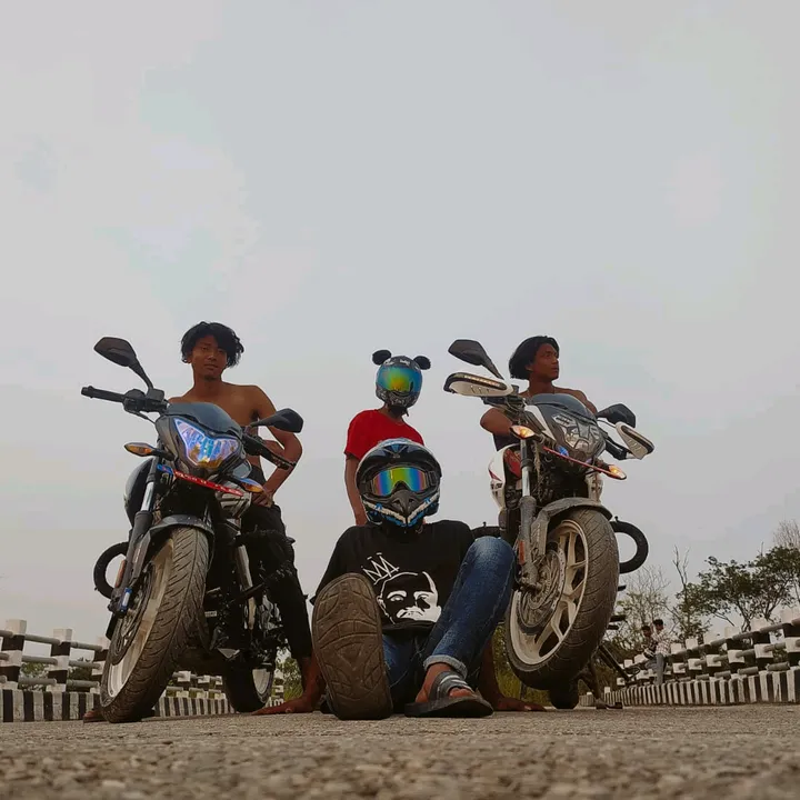 @sujeettharu