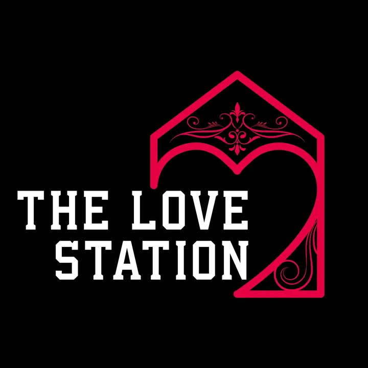 @the_love_station