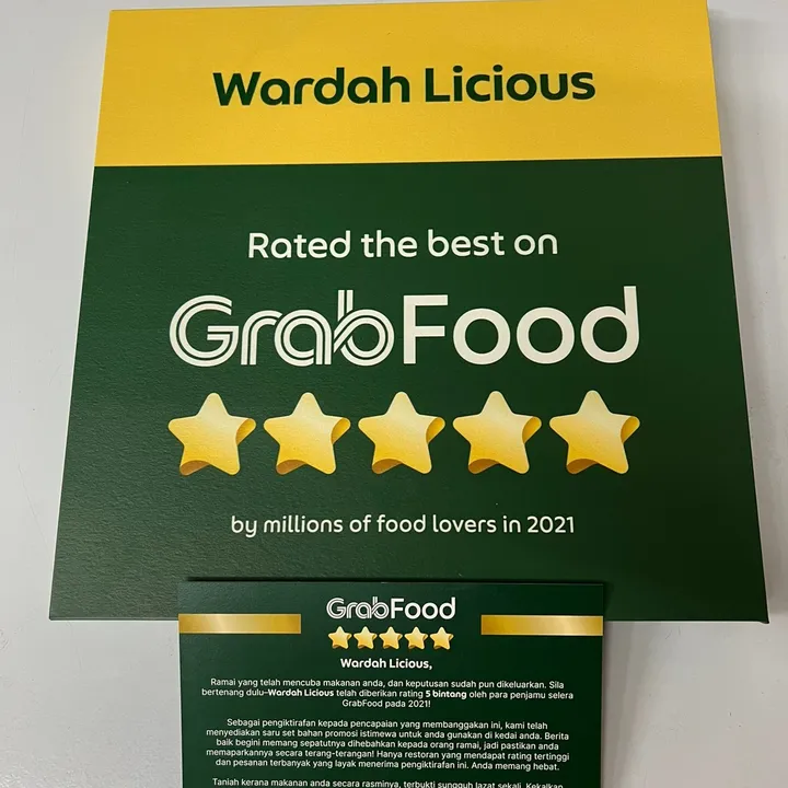 @wardah_licious