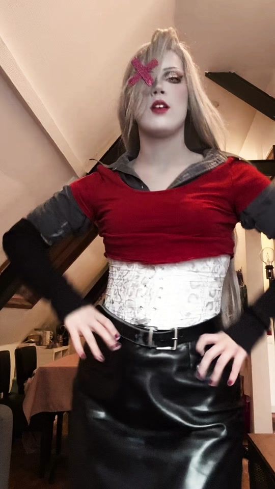 TikTok video thumbnail by emmouu._