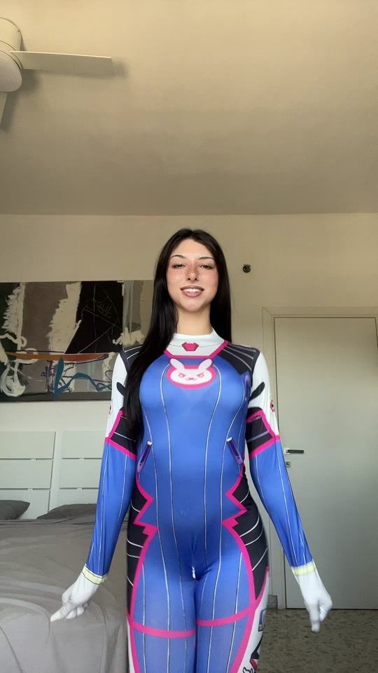 TikTok using Dura
