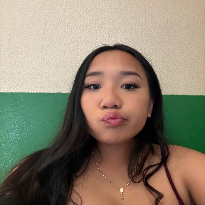 pinkcuteunicornqueen12