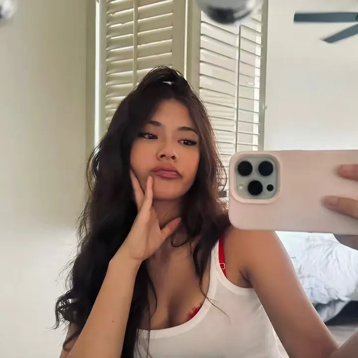 elenaa.arai