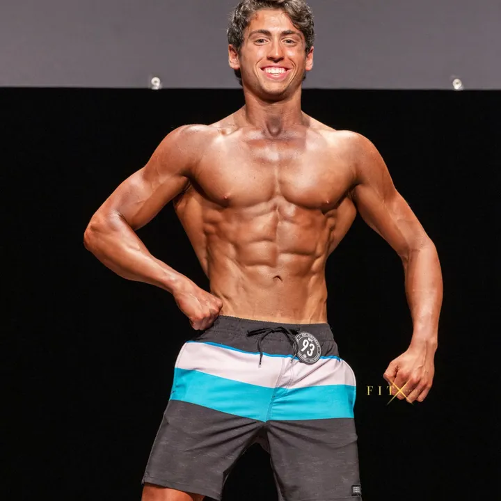 joshliftsandeats