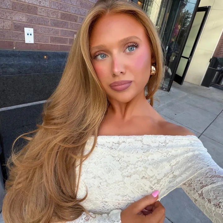 @carolineemalloyy