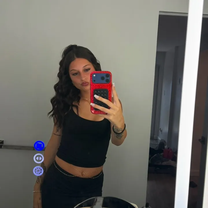 ellaluzz1