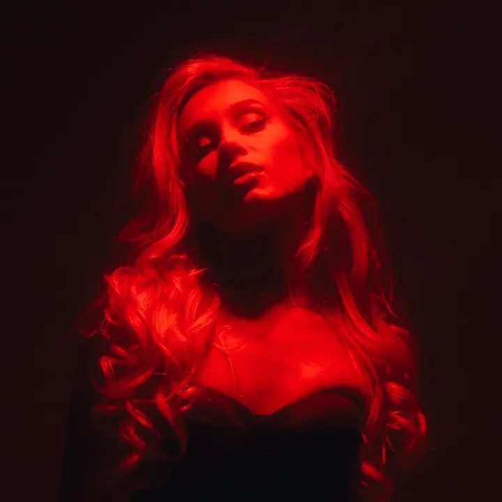 @itsalisonogden
