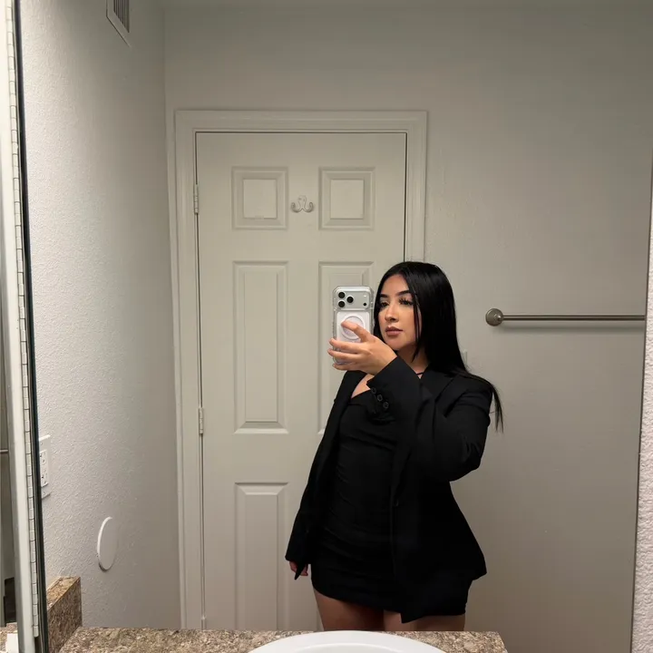 aaanis_r