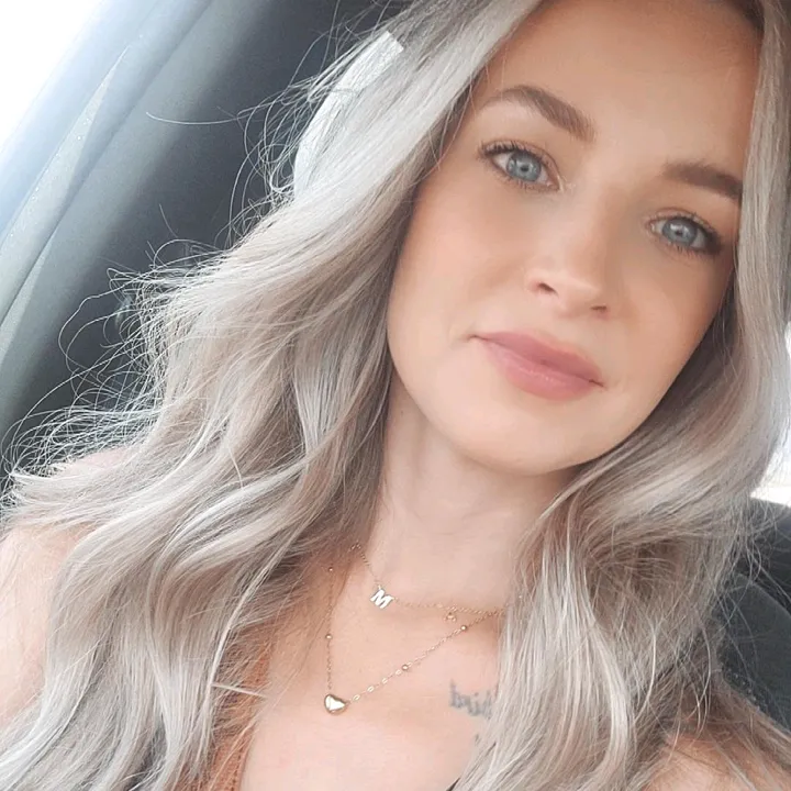 holly_gust
