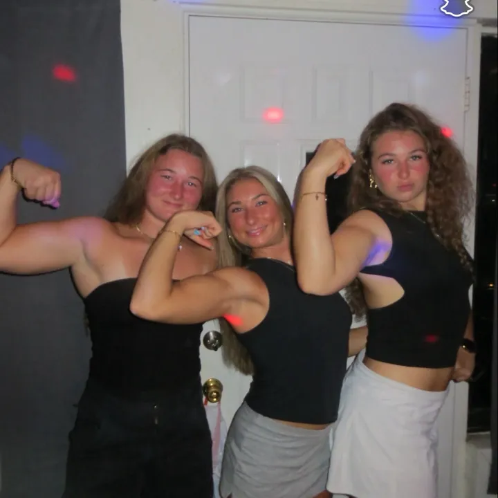 swolesisters11