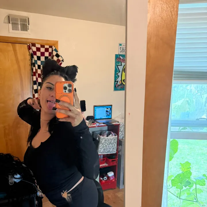 @throatxgoatxxx