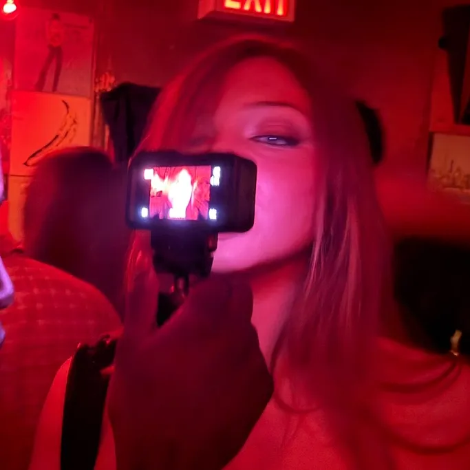 @saddestgirlinnewyork