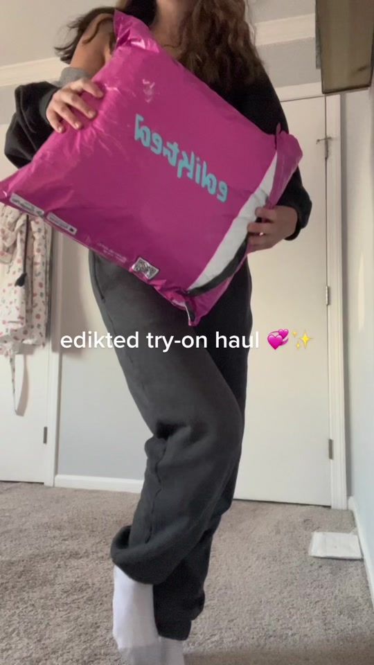 TikTok video thumbnail by radiogrrl