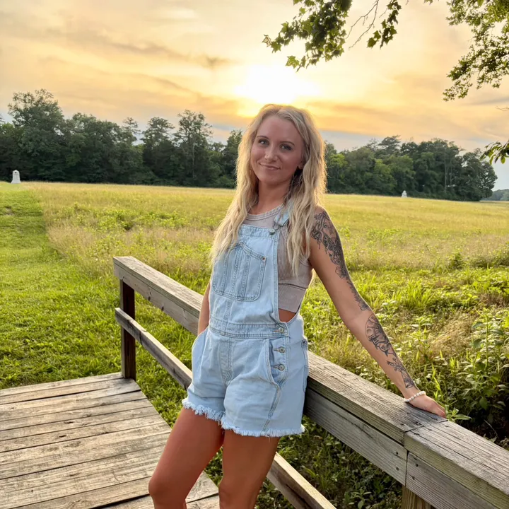 @brooklinn__