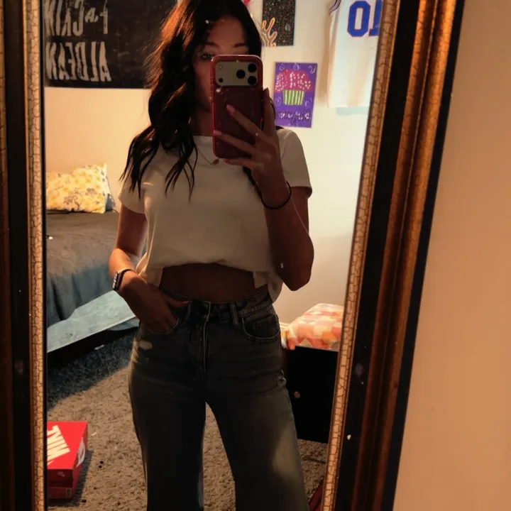 alexissss_81
