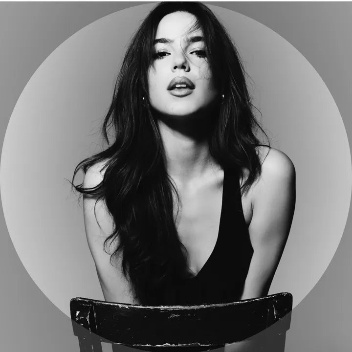 @ellamendelsohn