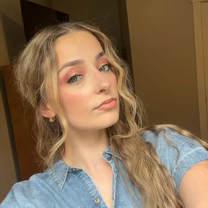 @carissarene
