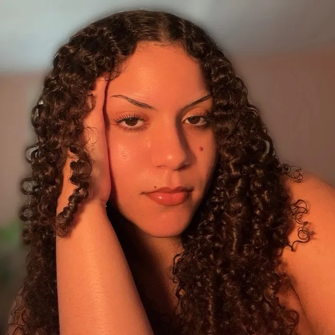 mia.revae