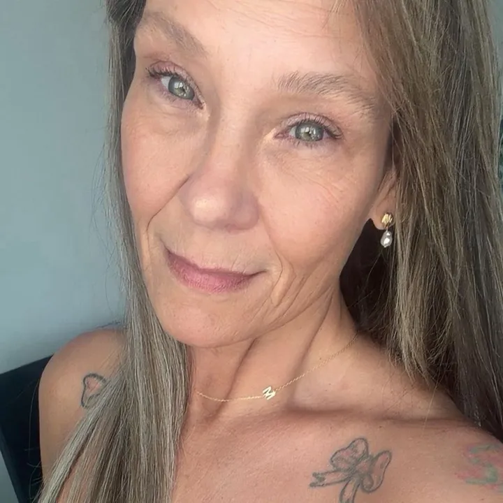 @foxyblues14